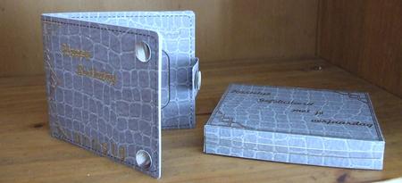 Wallet 7 by Marjo Reints