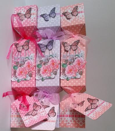 3D Butterfly & Roses Birdcage Cracker Gift Favour Boxes by Mary Brunton