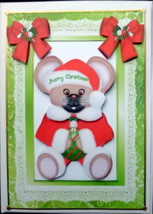 Christmas Mouse with Present by Mary Murphy