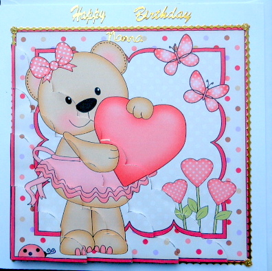 Livvy Bear's Heart Scallop Corner Side Stacker by Mary Murphy