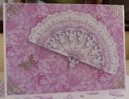 Pink Vellum Lace Fan Step by Step for Cards & Scrapbooking by Mary Tidbury