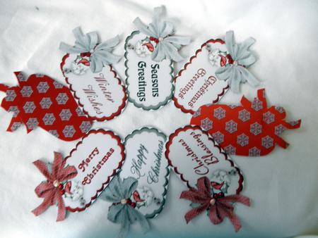 Christmas Sentiment Toppers by Maurine Tapscott