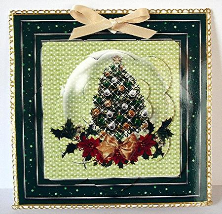 Twinkling Christmas Tree Scalloped Pyramid by Maxine Jones
