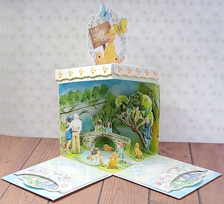 Its the Quacky Races Exploding Box Room for a Surprise Kit by Maxine SANDIAN
