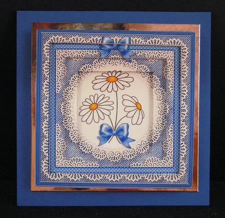 Denim and Daisies Tunnel Topper by Melanie Brewin