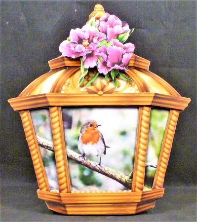Lantern Card - Robin by Michelle Chivers