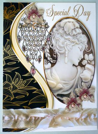 Beautiful Vintage Cameo by Michelle Chivers