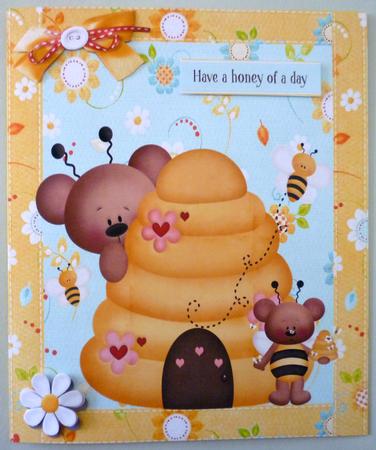 Cute Bumble Bee Bears Topper by Michelle Chivers