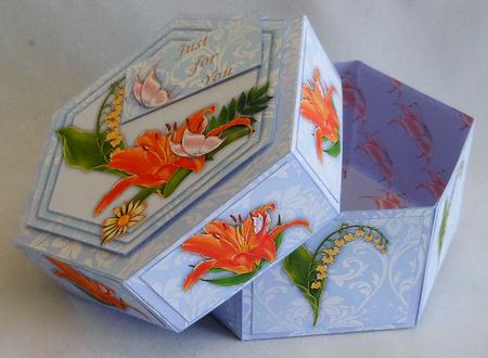 Spring Time - Easel Box Card by Michelle Chivers