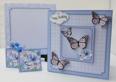 3D Flowers & Butterflies Accordion Swing Card by Michelle Chivers