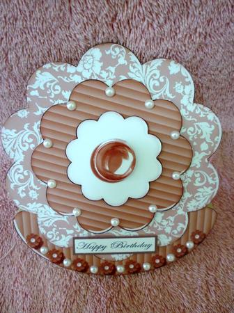 Floral Wobble Pyramid Card by Michelle Chivers