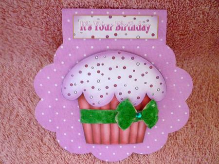 Happy Birthday Girl Wobble Card Cupcakes by Michelle Chivers