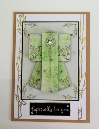 Diamond Flourish Kimono Card in Green Mini Kit by Michelle Mann