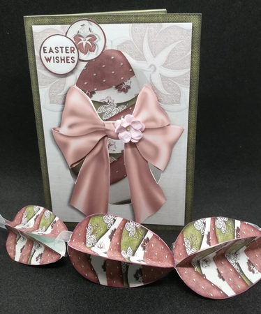 Peek a Boo Card with Egghanger Red Flower 226 by Michelle Mann