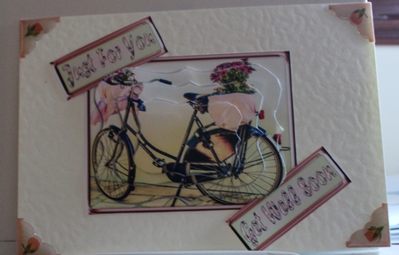 JJ BIKE AND FLOWERS PYRAMID CARD KIT by Moira Paterson  (Ornella)