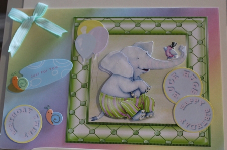 ELEPHANT AND BIRD-DAY WISHES TOPPER by Moira Paterson  (Ornella)