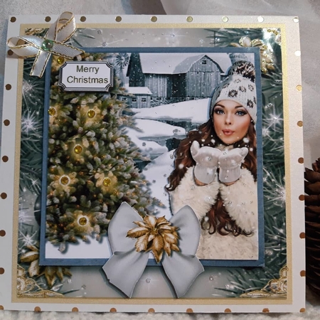 Christmas Kiss Featured Gallery Photo