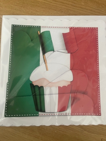 Flying the Flag Italy Fan Pyramage Topper by Niki Bailey