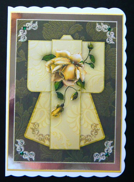A4 Rose Delight Kimono Card in Gold by Norma Howgate