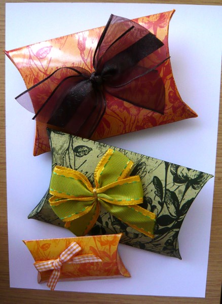 Vintage Script & Flowers 12 Pillow Box's - Earthy Shades by Norma Howgate