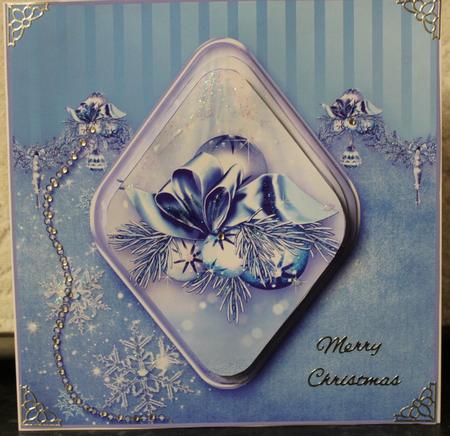 Snowflake Glitter - Diamond Pyramid Card Mini Kit by Pam Sperling