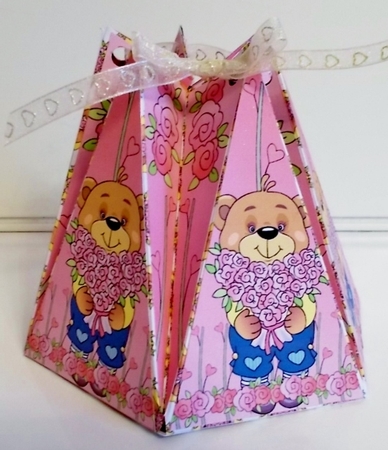 HEXAGONAL GIFT BAG - BOY BEAR WITH BOUQUET by Pam Stubley
