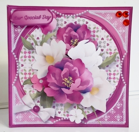 Pretty Magnolias - Decoupage Card Mini Kit by Pam Stubley