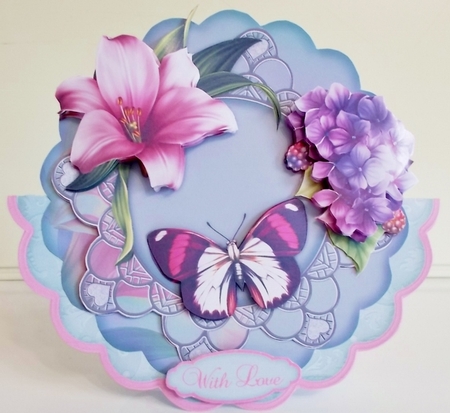 Lovely Lilies Scallop Wobble Card Mini-Kit by Pam Stubley