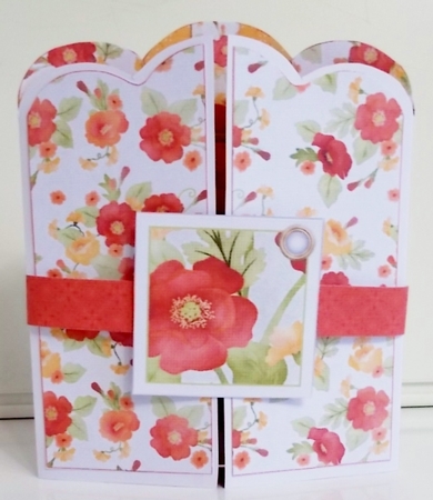 Poppies Scalloped Edge Gatefold Card and Envelope by Pam Stubley