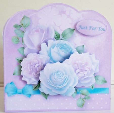 Roses and Carnations - Scallop Top Card Mini Kit by Pam Stubley