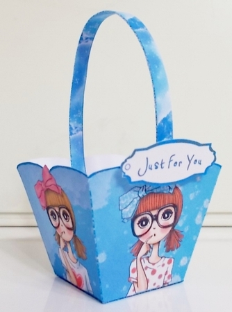 GIFT BASKET - TEEN GIRLS by Pam Stubley