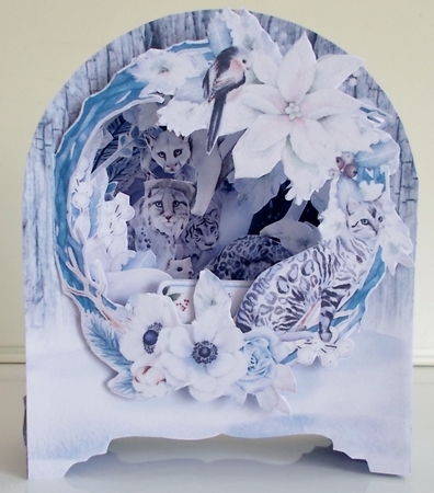 Wild in Winter Behind the Door Tunnel Card by Pam Stubley