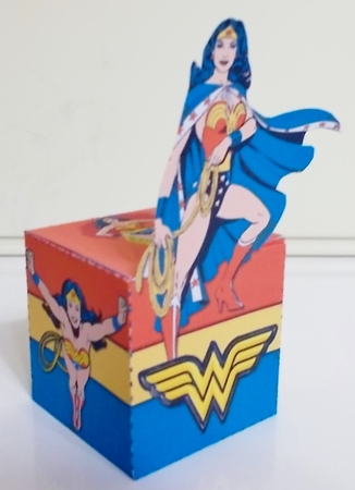 SUPER WOMAN MARVEL COMICS SUPER HEROS FAVOR BOX by Pam Stubley