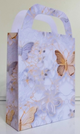 Lace gift bag 7 by Pam Stubley