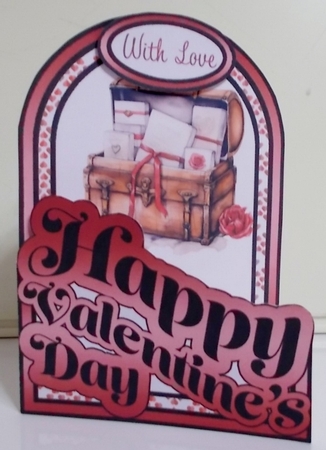 Valentine Travel Hamper Cutaway Arch by Pam Stubley