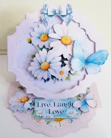 Daisy, Daisy 2 Shaped Easel Card by Pam Stubley