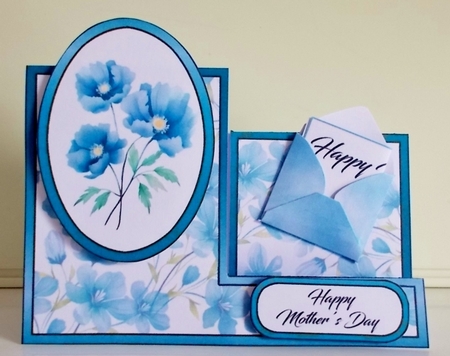 Side stepper Pretty blue flowers by Pam Stubley