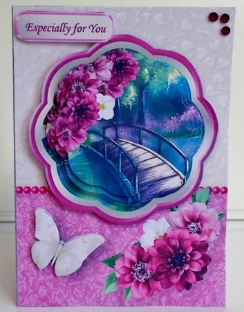 Bridge on the Lake - 5 x 7 Petal Pyramid Card Mini Kit by Pam Stubley