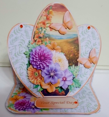 Summer Garden - Shaped Easel Card Mini Kit by Pam Stubley