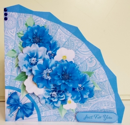 Blue Posy - Fan-Shaped Card Mini Kit by Pam Stubley