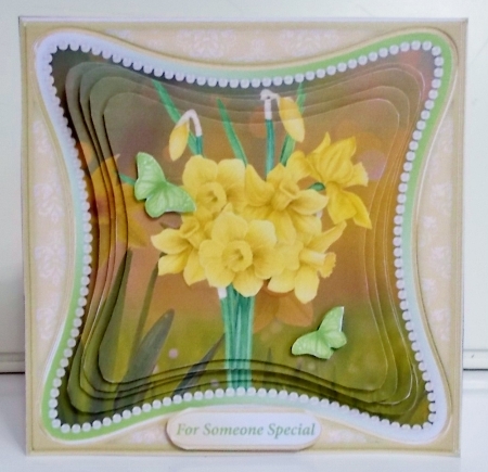 Daffodils - Curved Frame Card Mini Kit by Pam Stubley