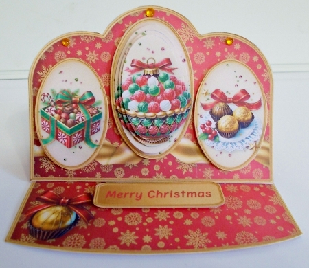 Festive Treats - Triple Oval Easel Card Mini Kit by Pam Stubley
