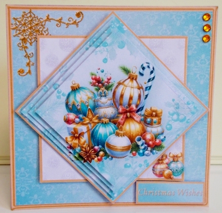 Christmas Decorations - Diamond Pyramid Card Mini Kit by Pam Stubley