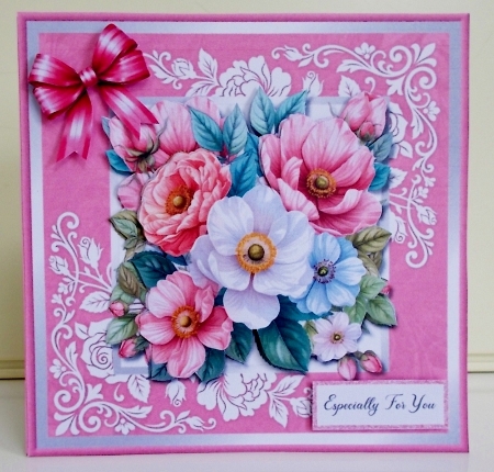 Gorgeous flowers Mini Kit by Pam Stubley