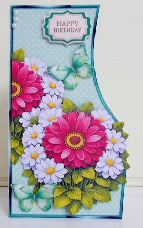 Floral Shaped Card    Daisies  Mini Kit by Pam Stubley