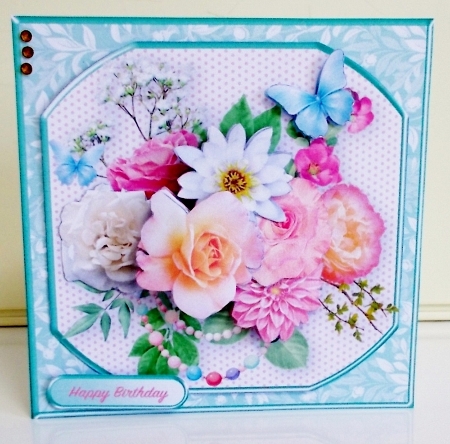 Flower Posy - Decoupage Card Mini Kit by Pam Stubley