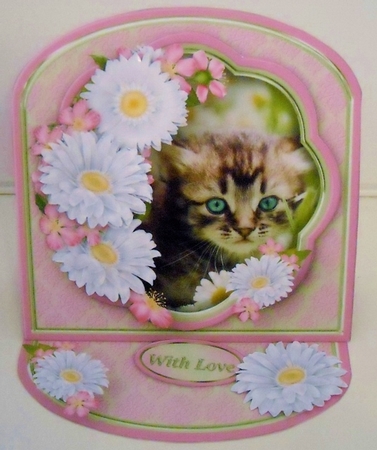 Kitten in the Daisies Easel Card Mini Kit by Pam Stubley