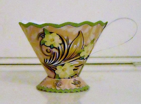 GORGEOUS GOLD AND FLOWERS TEACUP TEA CUP FAVOR BAG BOX by Pam Stubley