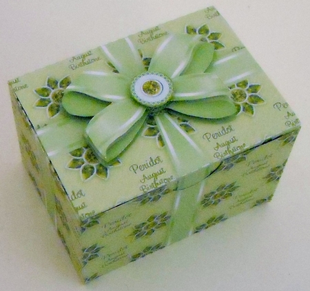 Gift Box August Birthstone Peridot with Bow Decoupage by Pam Stubley