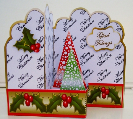 Z-fold Holly & Trees by Pam Stubley